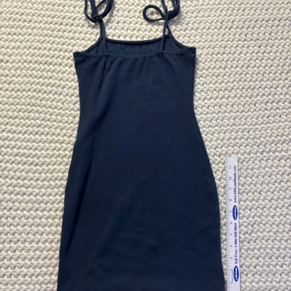 Lulus navy blue tight ribbed dress! - Picture 8 of 8